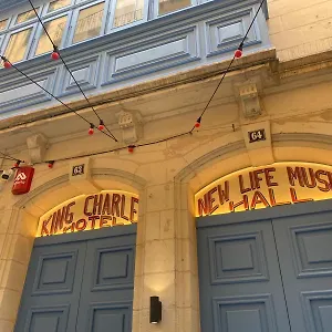 https://king-charles.hotelssaintjulians.com